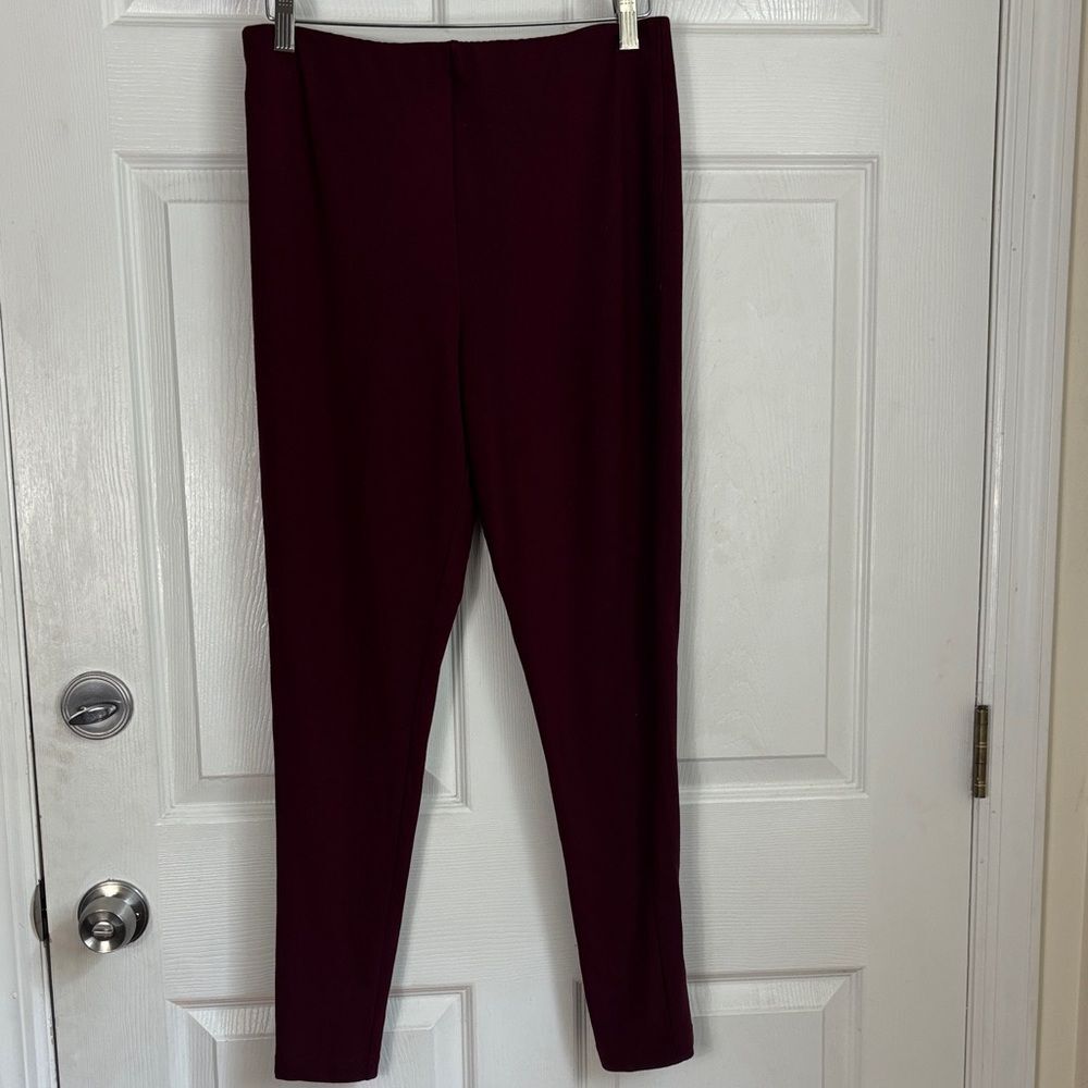 CHAUS NY Burgundy pull on stretch pants dressy size Medium work pants career